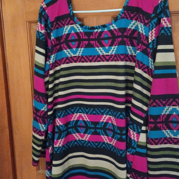 MULTI-COLORED TUNIC ZIPPER TOP WOMENS/P2P 24 SIZE XL - Picture 4 of 6